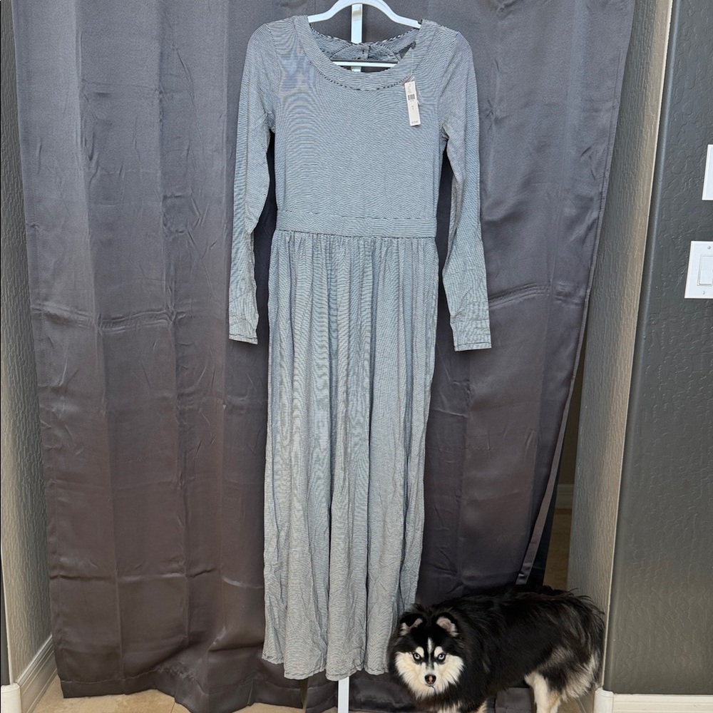 ANTHROPOLOGIE MAXI DRESS BLACK AND WHITE STRIPE.